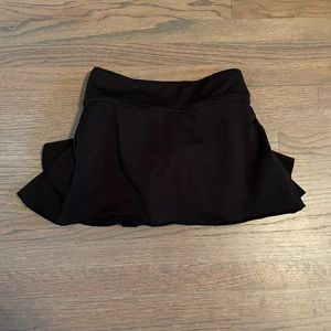 Ruffle back skirt